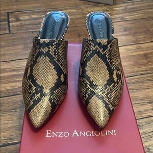 Enzo Angiolini Women's Mules - Black and Tan Snake Print